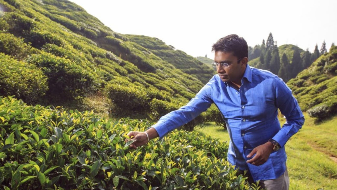 Kaushal Dugar and Teabox, “a startup that is disrupting the $40 bn global tea industry”
